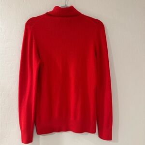 Women’s Red Turtleneck Longsleeve Size L